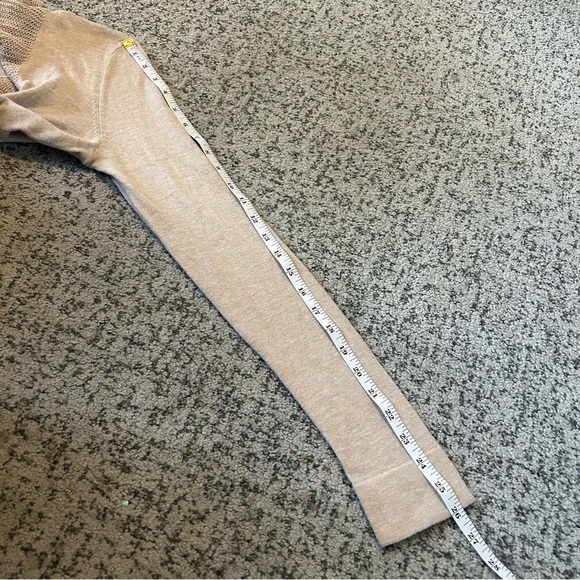 Lilly Pulitzer Gold Metallic Cascading Ruffle Kiernan Cardigan Size Small - Picture 10 of 10